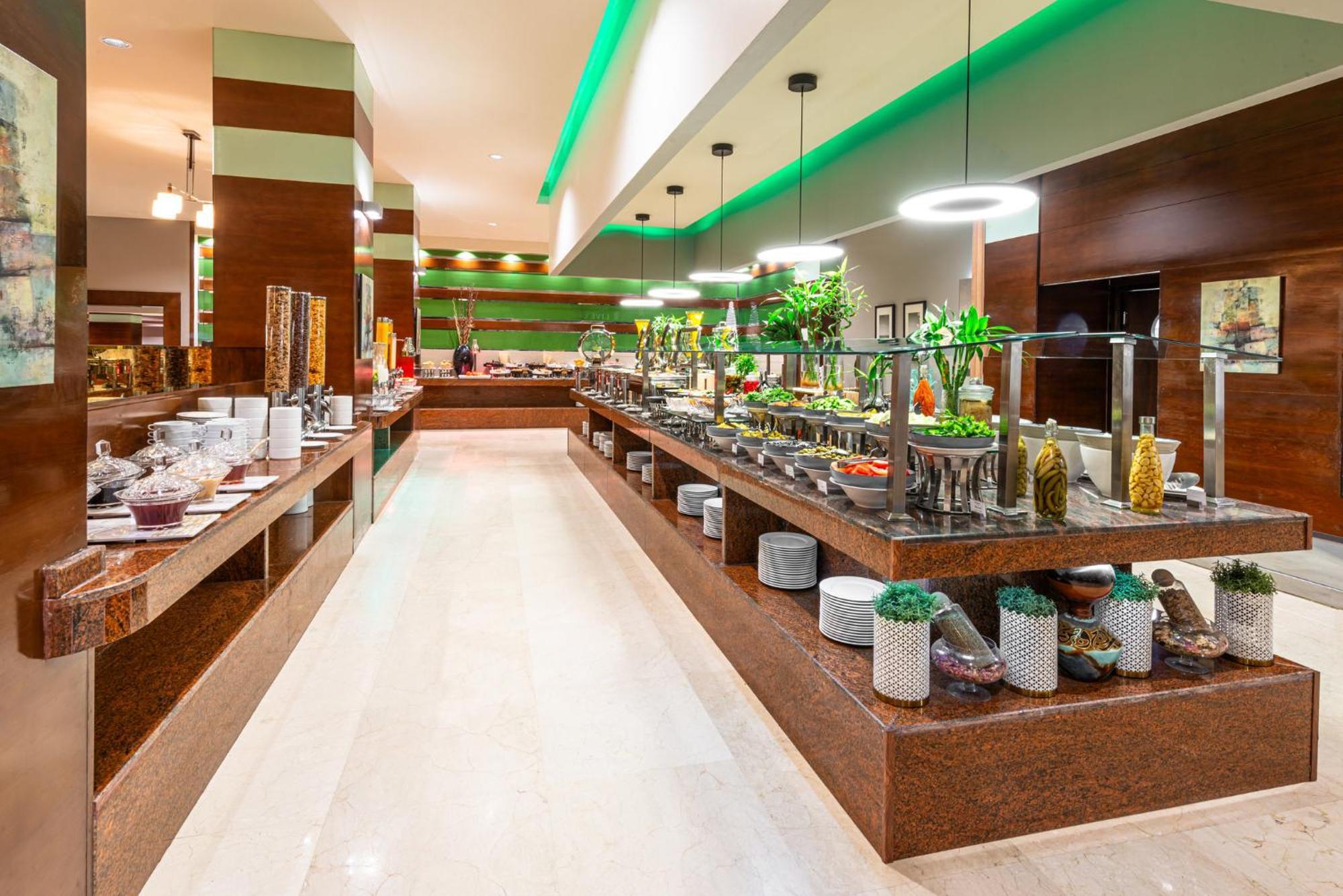 利雅得圣堡假日酒店 利雅德 外观 照片